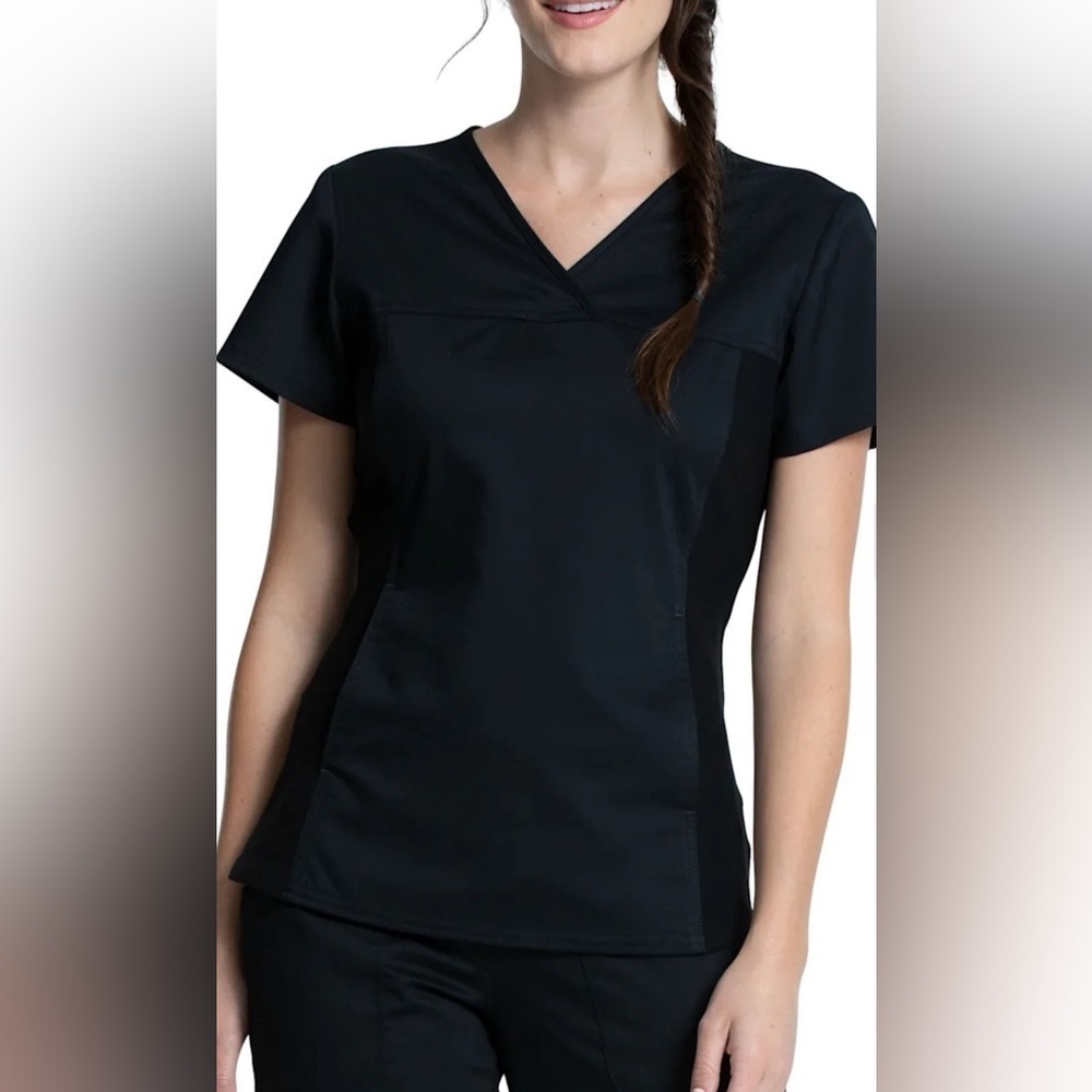Cherokee Flexibles Black V-Neck Scrub Top New With Tags Size Small
